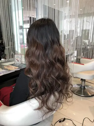 セミロング カラー 大塚 貴之のヘアスタイル