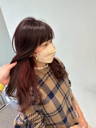 ロング カラー 中川 茜里のヘアスタイル