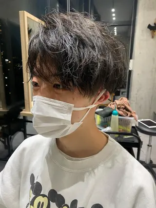 ミディアム パーマ 似合う髪型が 分からない方へのヘアスタイル