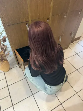 ロング 🦋ブリーチなしダブ ルカラー🌈MEGUのヘアスタイル