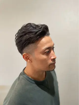 メンズ Re room. 女性スタイリストのヘアスタイル