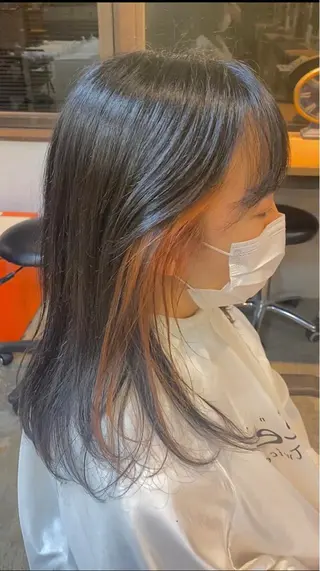 カラー PREss Yuiのヘアスタイル