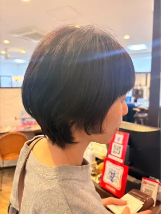 ショート カラー 小野 静流のヘアスタイル