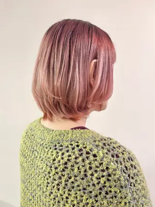 ミディアム カラー 古川 琴美のヘアスタイル