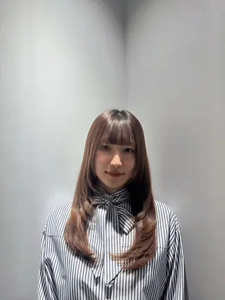 ロング 暖色カラー🤎Red Neo meiのヘアスタイル