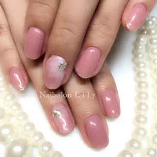 ネイル Lily*nail 🌻Mii🌻のネイルデザイン