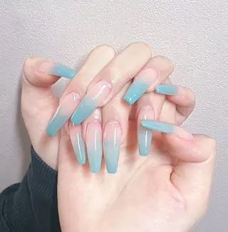 ネイル D-BEAUTY Nailsalonのネイルデザイン