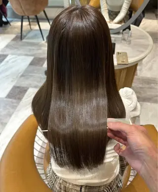 セミロング 浅井 琥珀のヘアスタイル