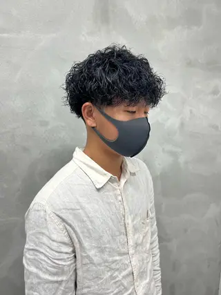 ショート パーマ メンズ 村山 豪歩のヘアスタイル