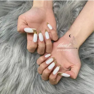 ネイル thea.7 【テアナ】のネイルデザイン