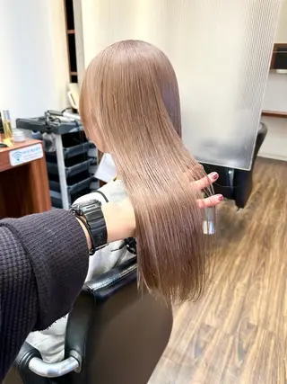 セミロング カラー ダメージレスブリーチ HIROSHIのヘアスタイル