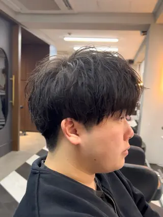 ショート カラー パーマ ヘアアレンジ メンズ 伊藤 陸のヘアスタイル