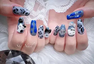 ネイル She   Nail所属・ISA_ BELLAのネイルデザイン
