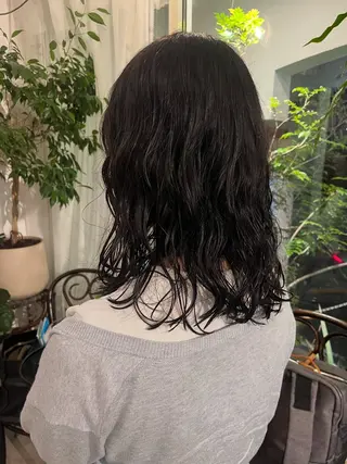 ミディアム パーマ 柴田 さくらのヘアスタイル