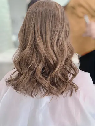 ミディアム SHIRAHA MOMONAのマツエク・マツパデザイン