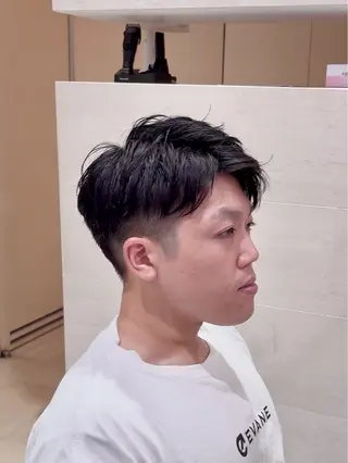 ショート メンズ メンズ特化美容師 / 篠谷祐輝のヘアスタイル