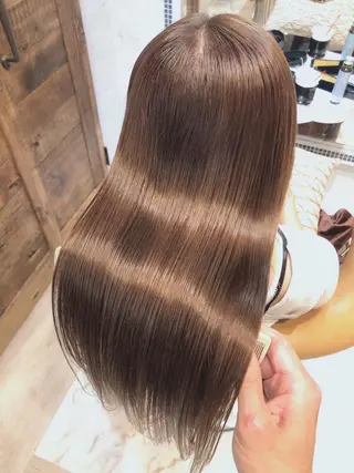 セミロング 縮毛矯正・髪質改善 ❣️三浦正也のヘアスタイル