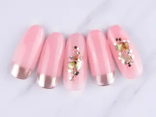 ネイル ネイリスト シンのネイルデザイン