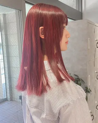 ロング カラー ダブルカラー,透け カラーHINARIのヘアスタイル