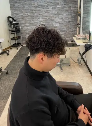 パーマ 甲田 和生のヘアスタイル