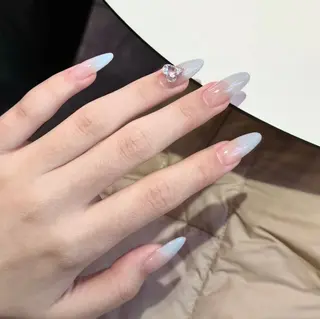 ネイル エリ🫧 nail池袋東口のネイルデザイン