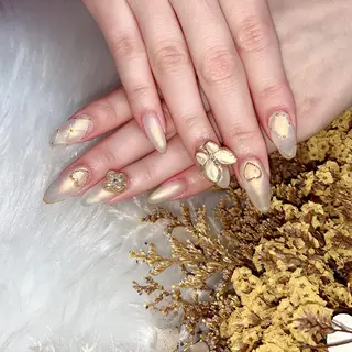 ネイル 💅ネイルハウス🏡 🎀TOMO🎀のネイルデザイン
