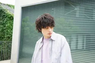 ショート メンズ パーマ支持率No.1 ❤️‍🔥安成弾のヘアスタイル