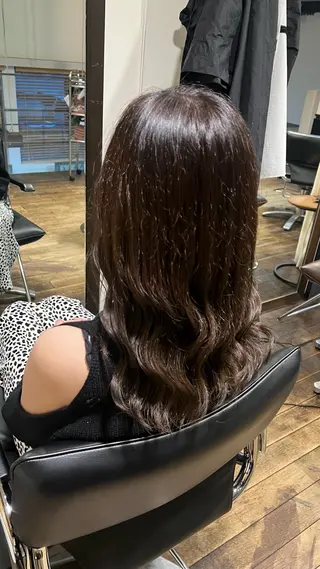 ロング 南草津/トレンドカラ ー/パーマ 西村美月のヘアスタイル