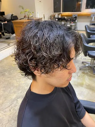 ショート パーマ メンズ レイヤーボブ/ 艶カラー/サナ🌼のヘアスタイル