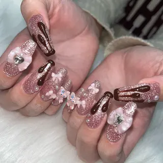 ミディアム WOLTOKYO渋谷 Anzuのネイルデザイン