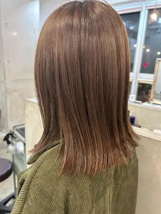 ミディアム カラー スギ リンカのヘアスタイル