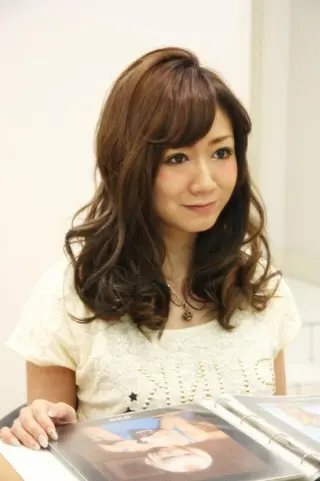 セミロング カラー パーマ 田中 奈布のヘアスタイル