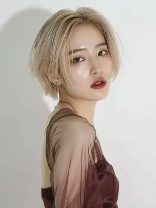 ショート NANAMI/海外風 レイヤー/ボブのヘアスタイル
