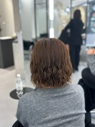 ミディアム パーマ 心斎橋／艶カラー /髪質改善/恋のヘアスタイル