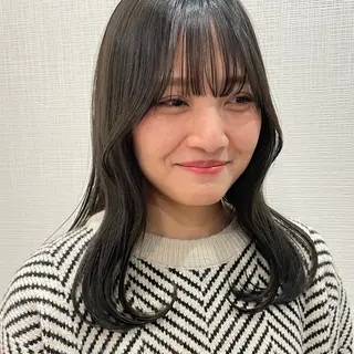 ミディアム カラー RorriM natsuのヘアスタイル