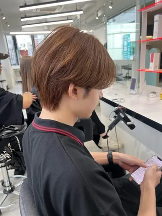 メンズ レイヤーカット／ ハイトーン/Moeのヘアスタイル