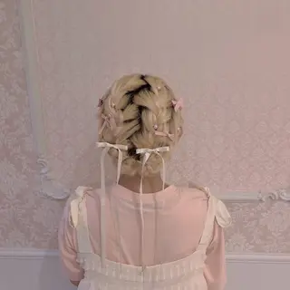 ヘアアレンジ 暖色カラー💖/ アレンジ🎀/YUIのヘアスタイル