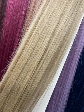 ロング ヘアアレンジ ネイル KITTY 立川のネイルデザイン