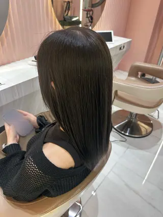 カラー 小向 音緒のヘアスタイル