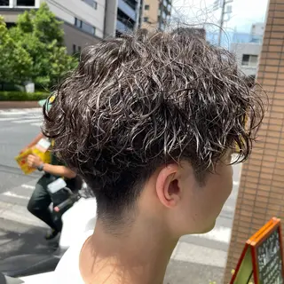 パーマ メンズ 筋野 稔貴のヘアスタイル