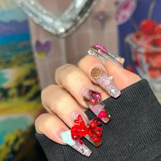 ネイル MODA MANAMIᵕ̈のネイルデザイン