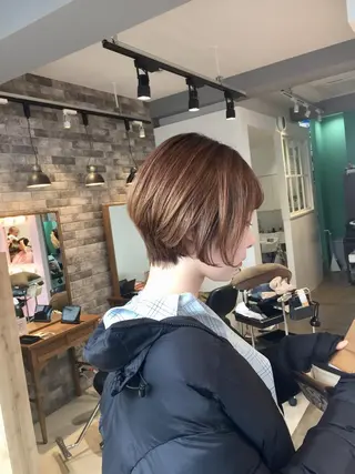 ショート 所渉/韓国レイヤー /ウルフカットのヘアスタイル