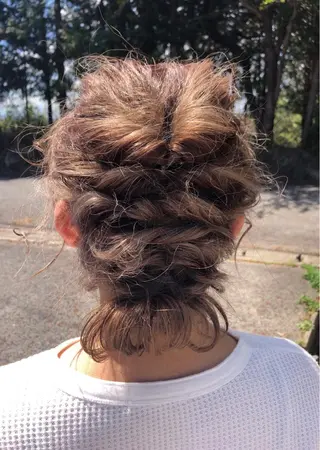 セミロング ヘアアレンジ 【ピンク/韓国ヘア/ ヘアセット】亜海のヘアスタイル