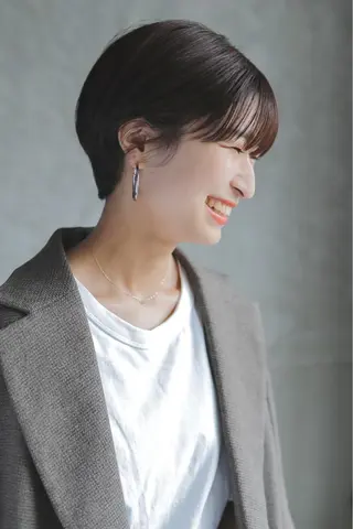 ショート さの あやねのヘアスタイル