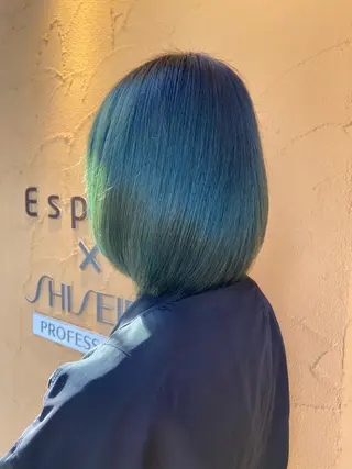 ミディアム レイヤーカット🖤 SAYAのヘアスタイル