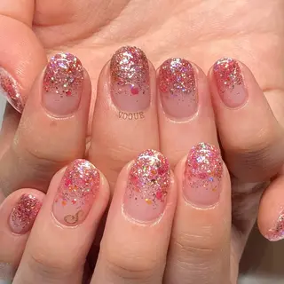 ネイル VOGUE ×SWANのネイルデザイン