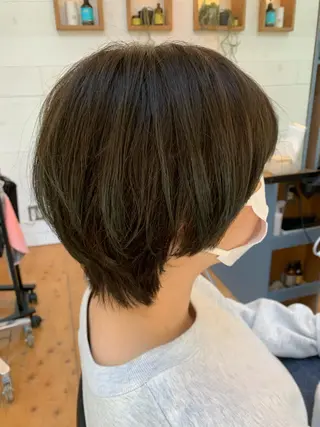 ショート カラー Lagom なかだのヘアスタイル