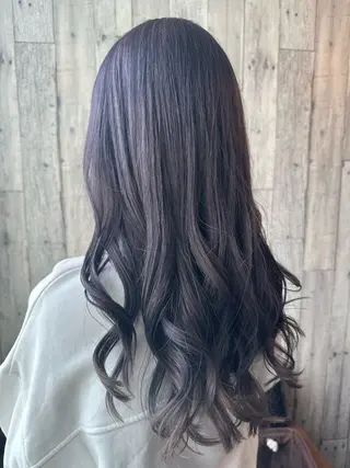 ロング カラー 庭山 理沙のヘアスタイル