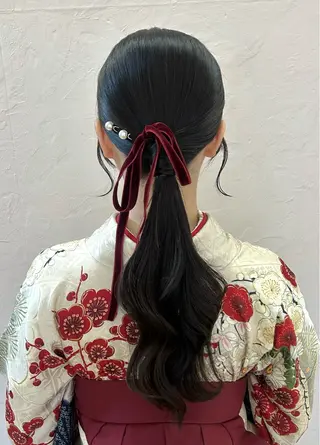 横山ダブルカラー ハイライト透明感カラのヘアスタイル