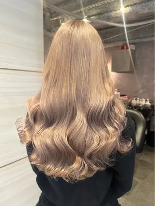 ロング カラー ヘアアレンジ 🌱巴結生🌿大宮 ☁️ミルクティーのヘアスタイル